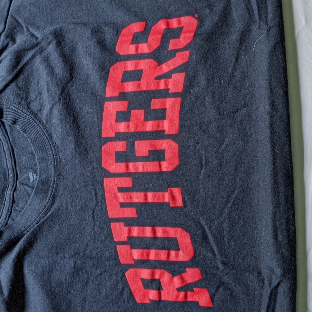 Rutgers University t-shirt new without tags